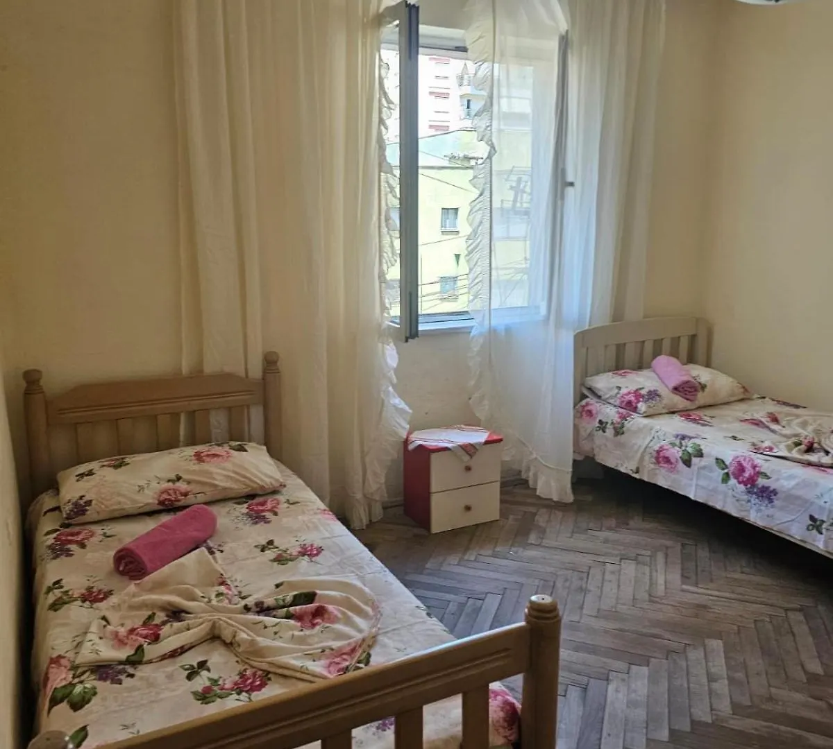 Endris Room Tirana